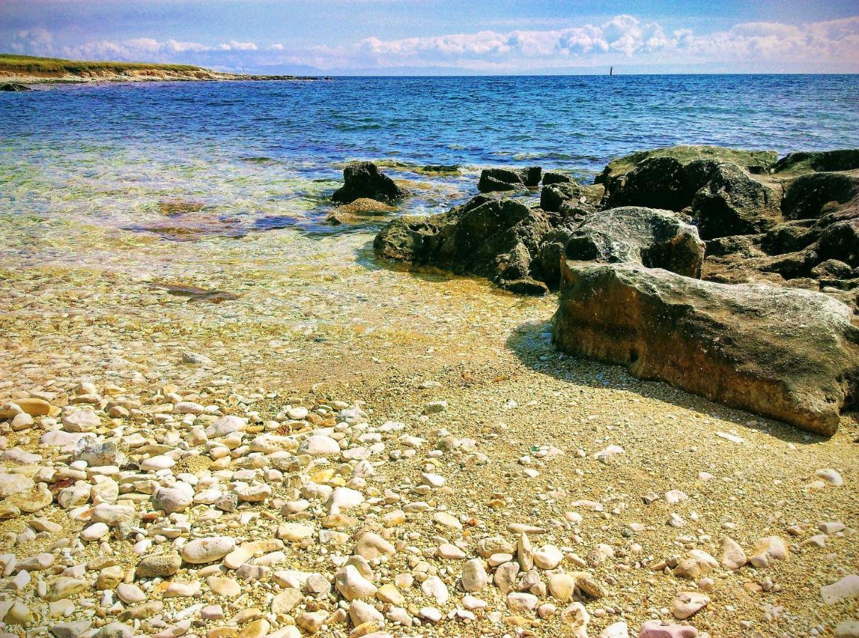 Apartment Agava Istria - Family Vacation Rental With Free Parking, Garden, Wifi Ližnjan Εξωτερικό φωτογραφία